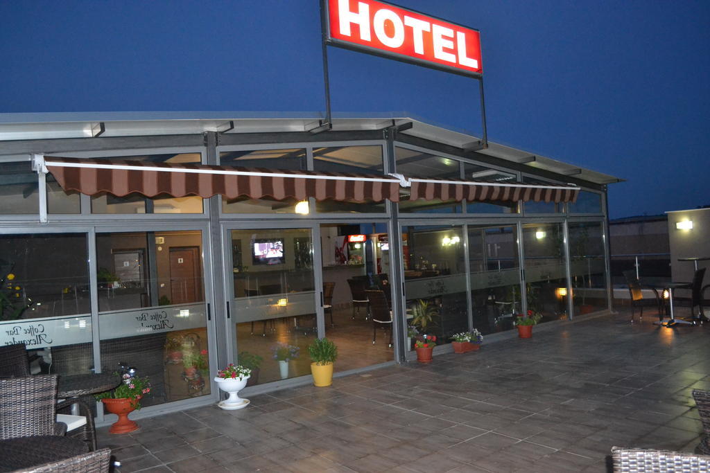 Alexander Hotel Asenowgrad Zewnętrze zdjęcie