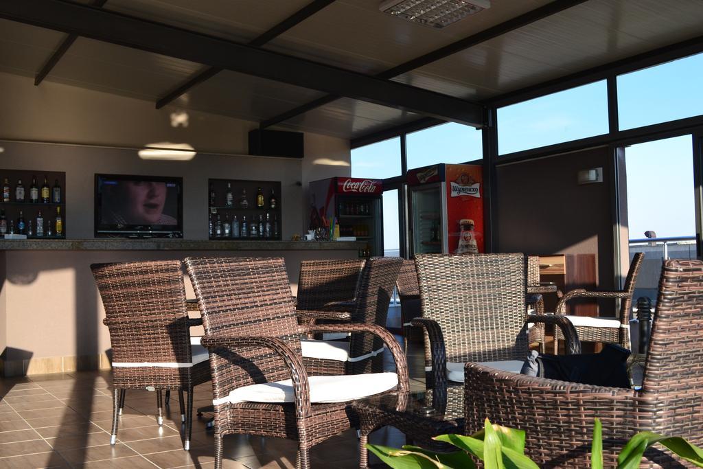 Alexander Hotel Asenowgrad Zewnętrze zdjęcie