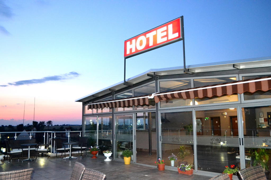 Alexander Hotel Asenowgrad Zewnętrze zdjęcie